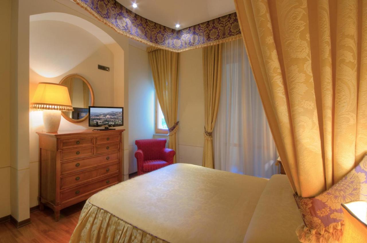 Hotel Giardino San Lorenzo in Campo Esterno foto
